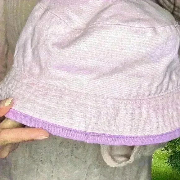 KIDS Hello Kitty Sanrio Bucket Hat Size 4-7 - Picture 2 of 6